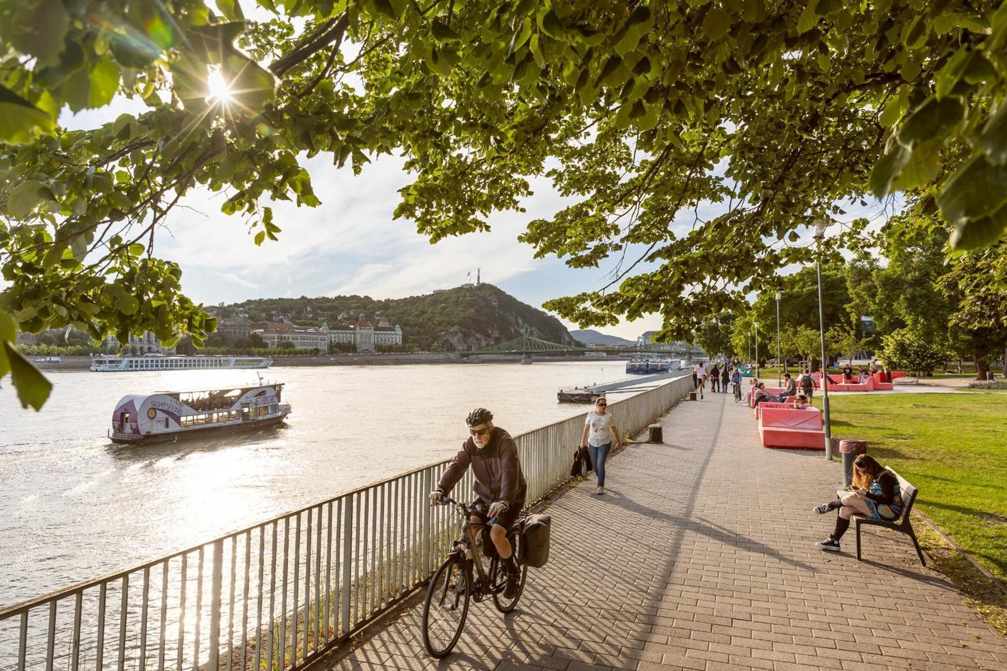 Verno House Budapest, Vignette Collection By Ihg Exteriör bild The Rhine promenade
