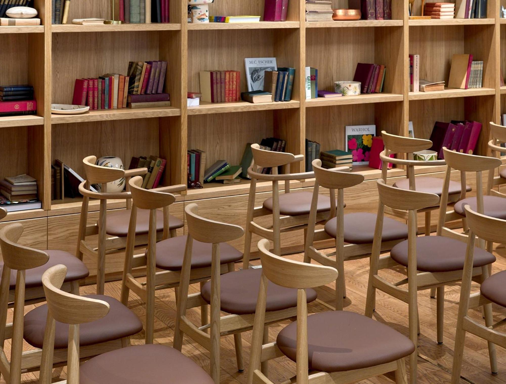 Verno House Budapest, Vignette Collection By Ihg Exteriör bild The library